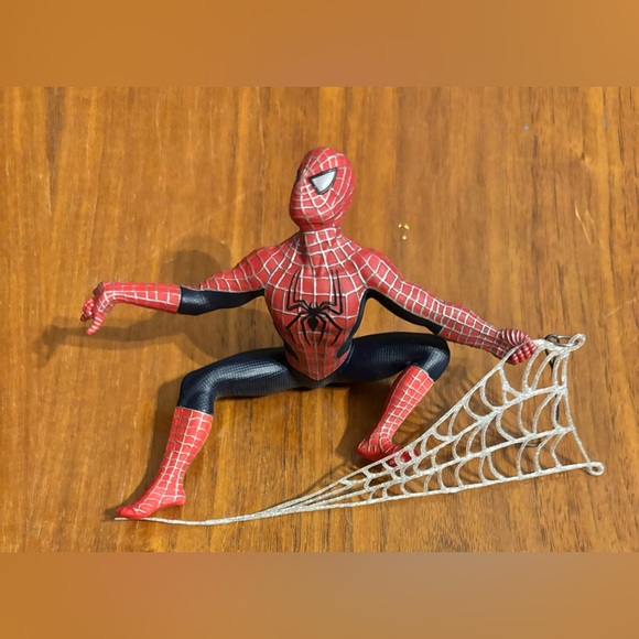 Marvel Spider-Man Hallmark Keepsake Ornament, 2004 Open Box - Picture 4 of 7